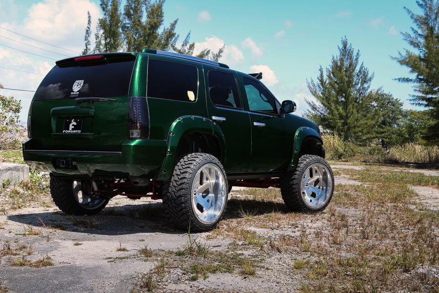  Chevrolet Tahoe on Forgiato Wheels (Indierto-T) 2016 года  (фото 4 из 12)